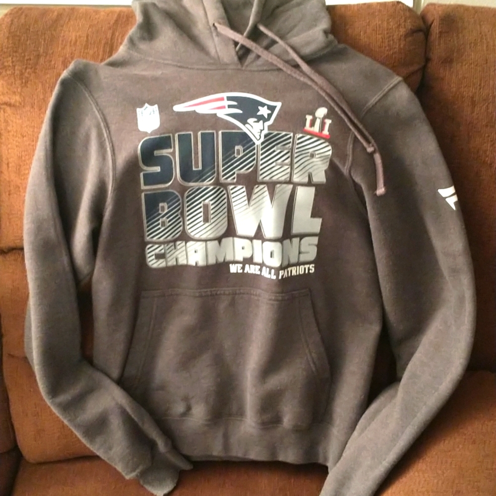 Patriots Super Bowl Champion Football Hoodie Size Junior small